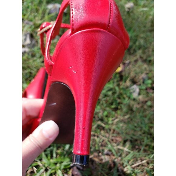 TNT Stiletto Heels Womens 6M Red Ankle Buckle Pump - Picture 10 of 11